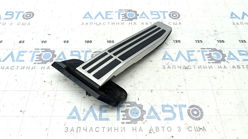 Накладка педали газа Lexus UX250h 19-21 хром