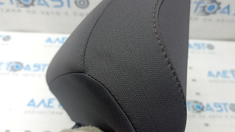Tetieră față dreapta pentru Toyota Camry v70 18-24, material textil gri, cusături maro, curățabilă