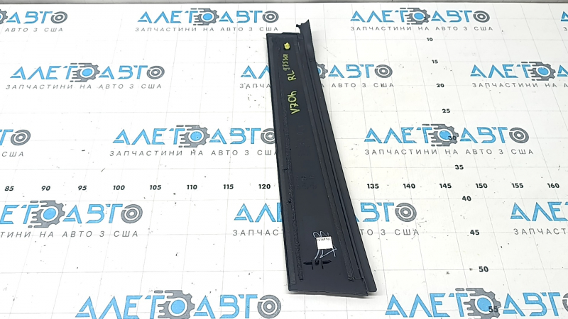 Zgârietură ornament ușă spate stânga Toyota Camry v70 18-24"