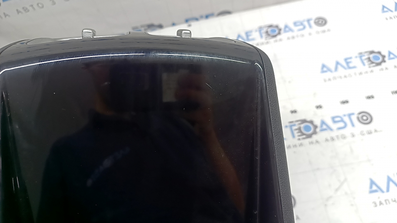 Ornament consolă centrală spate cu deflector de aer pentru Kia Sorento 21-24 HEV, PHEV, negru, cu priză, brichetă și USB, fără brichetă, USB și priză, zgârieturi