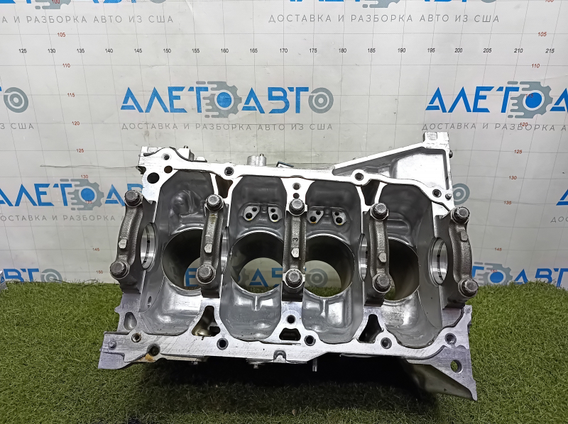 Блок цилиндров голый Toyota Camry v55 2.5 15-17 usa 2AR-FE
