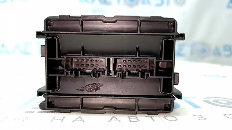 Modul cutie siguranțe sub capotă Lexus UX250h 19-24