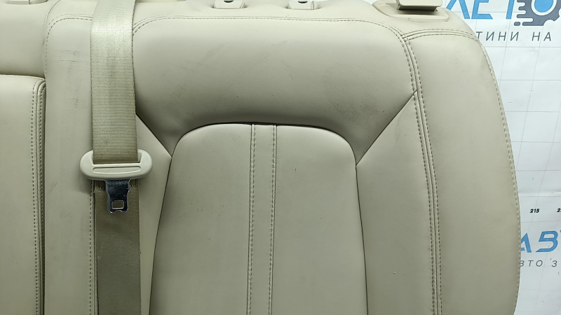 Спинка заднего ряда сидений левая Lincoln MKZ 17-20 кожа бежевая, с ремнем и подлокотником, под химчистку