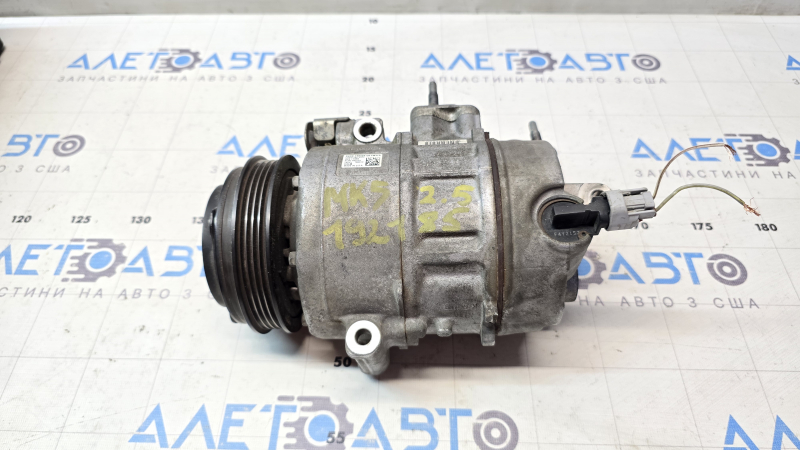 Компрессор кондиционера Ford Fusion mk5 13-20 2.0Т 2.5 не работает магнитная муфта