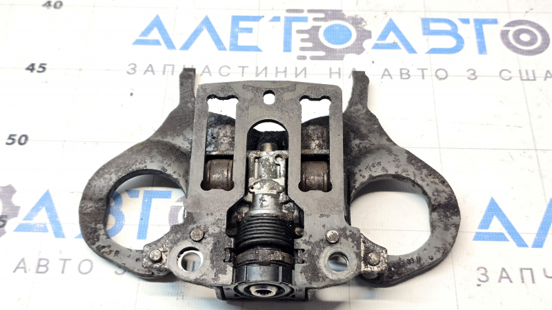 Вилка сцепления АКПП 1-3-5 Ford Focus mk3 11-18 2.0 ржавая, под восстановление