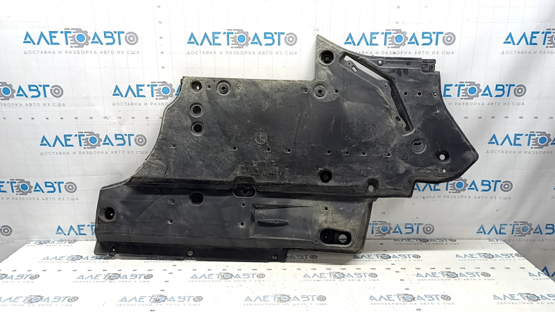 Protecție față stânga sub caroserie pentru Toyota Rav4 19-25 hibrid, fabricată în Japonia, rupte, elemente de fixare îndoite