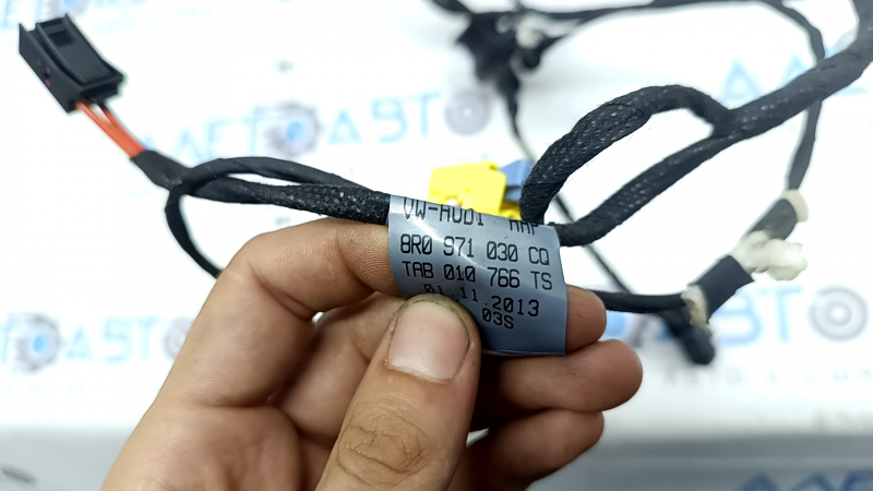 Проводка двери передней правой Audi Q5 8R 09-17 keyless