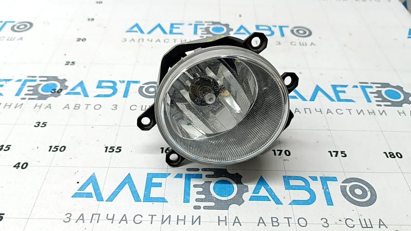 Противотуманная фара птф правая Toyota Rav4 19-21 галоген