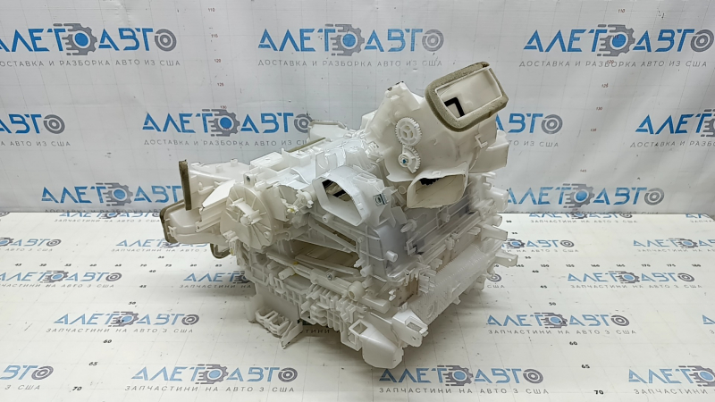 Корпус печки голый кондиционер Toyota Rav4 19-22 hybrid, белый корпус, без радиаторов и актуаторов