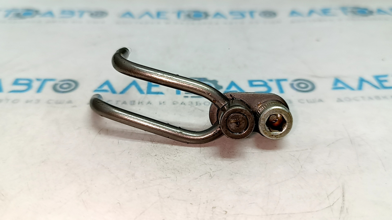 Injector de ulei pentru motor cu ardere internă Toyota Highlander 14-19 2.7 1ARFE, dublu, cu șurub, tip 1