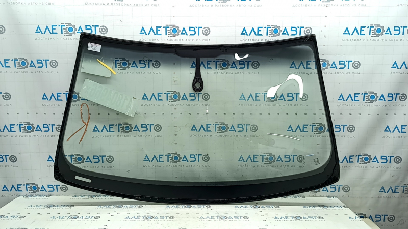 Лобовое стекло Audi Q5 8R 13-17 под датчик дождя, FUYAO, сколы, царапины