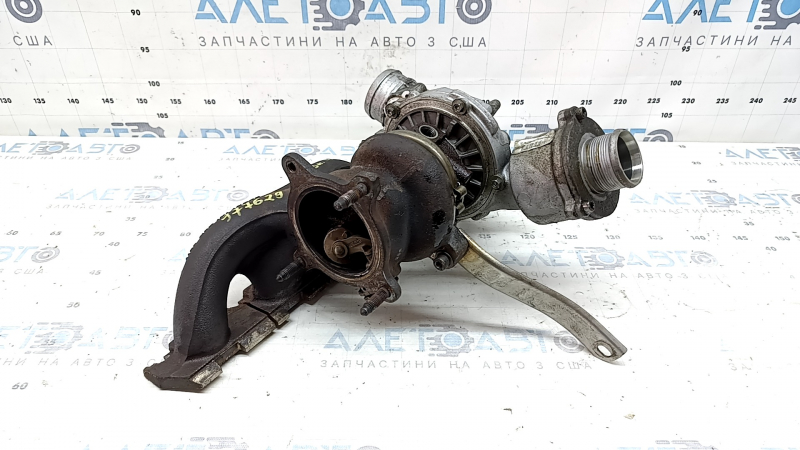 Ansamblu turbină cu galerie evacuare Audi Q5 8R 13-17 2.0T 103k, cu suport