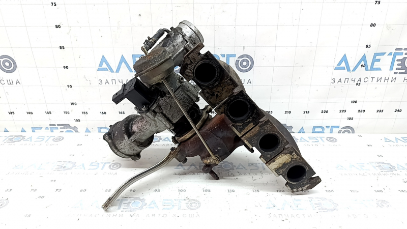 Ansamblu turbină cu galerie evacuare Audi Q5 8R 13-17 2.0T 103k, cu suport