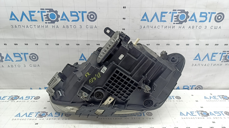Фара передняя правая в сборе BMW X2 F39 18-23 LED адаптив с креплением, потерта, под полировку, сколы