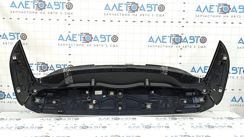 Спойлер двери багажника в сборе BMW X2 F39 18-23 2 части