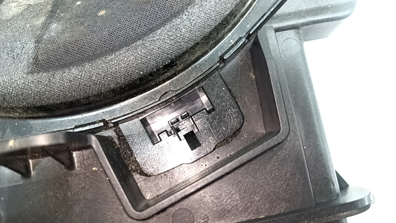 Subwoofer dreapta pentru BMW X2 F39 18-23 Hi-Fi