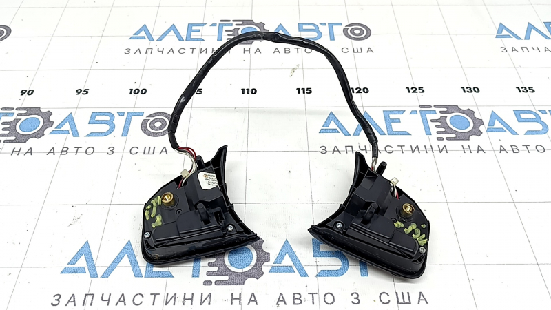 Кнопки управления на руле BMW X2 F39 18-23 под радар, потерта кнопка
