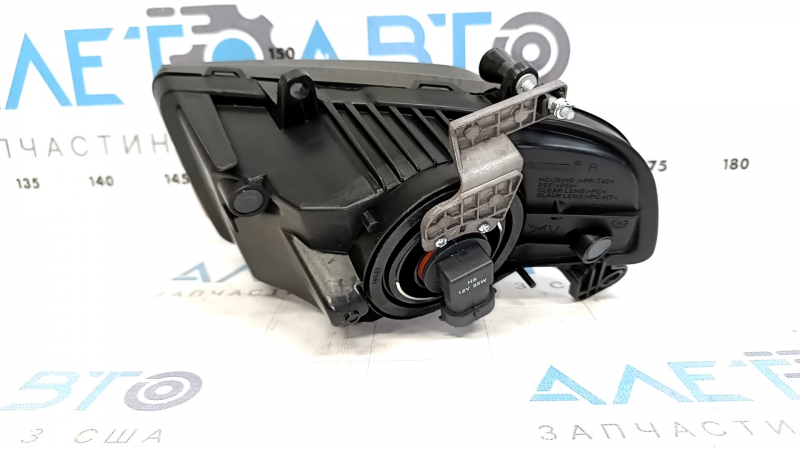 Far de ceata PTF dreapta Audi A4 B8 13-16 rest sedan DPA