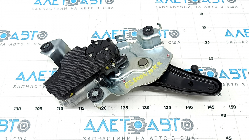 Actuator portbagaj Lexus ES250 ES300h ES350 19-22