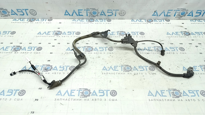 Cablu senzor ABS spate stânga pentru Lexus ES250 ES300h ES350 19-26 sub etrier electric