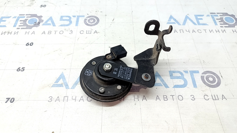 Сирена Lexus ES 19-25 с кронштейном