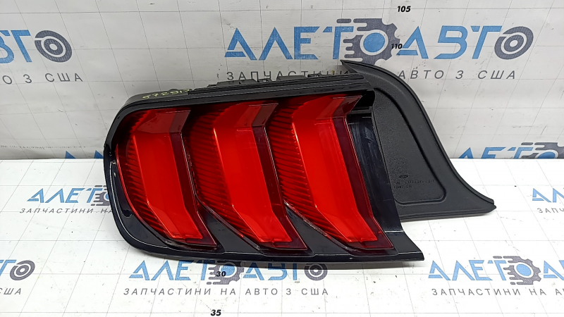 Фонарь левый Ford Mustang mk6 18-23