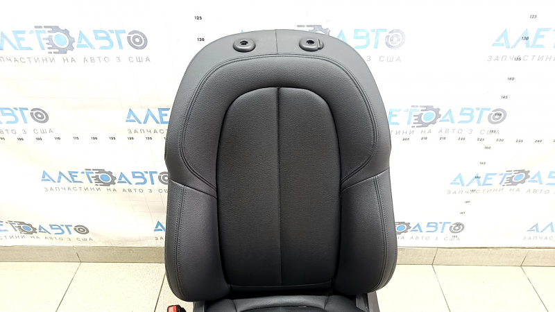 Водительское сиденье BMW X1 F48 16-22 с airbag, электро, подогрев, с памятью, кожа черная Sensatec, Sport, потрескана кожа