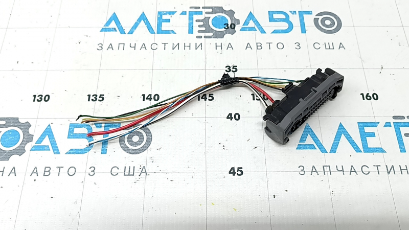 Фишка передней правой фары Lexus ES 19-21 Full LED