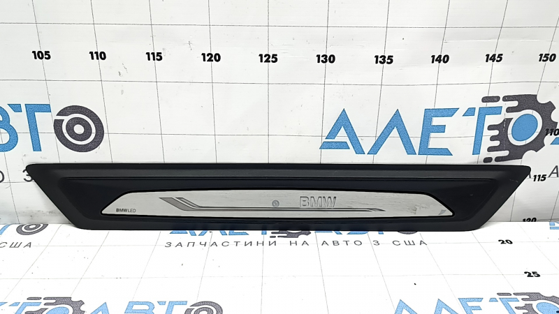 Накладка порога внешняя передняя левая BMW X1 F48 16-22 черная с LED подсветкой, M-sport
