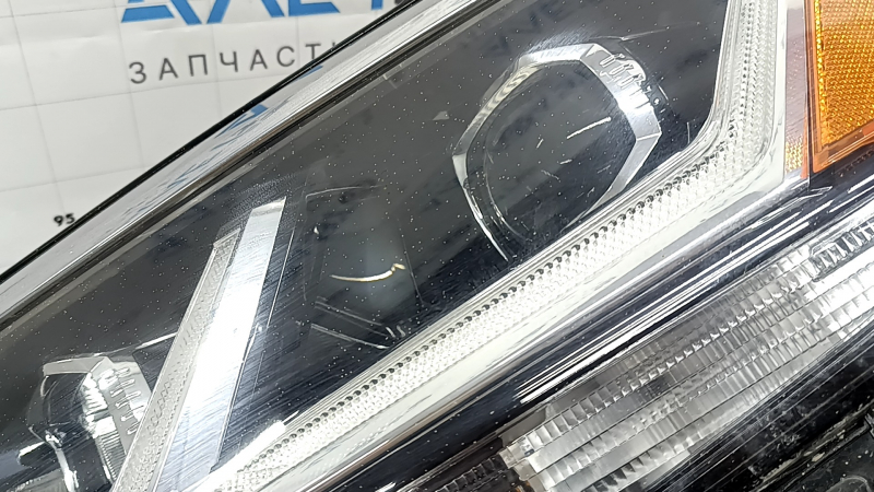 Фара передняя левая VW Atlas 21-23 LED, в сборе с хромом и блоком, под полировку