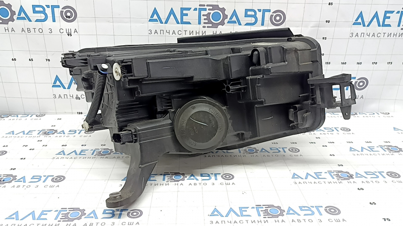 Фара передняя левая VW Atlas 21-23 LED, в сборе с хромом и блоком, под полировку