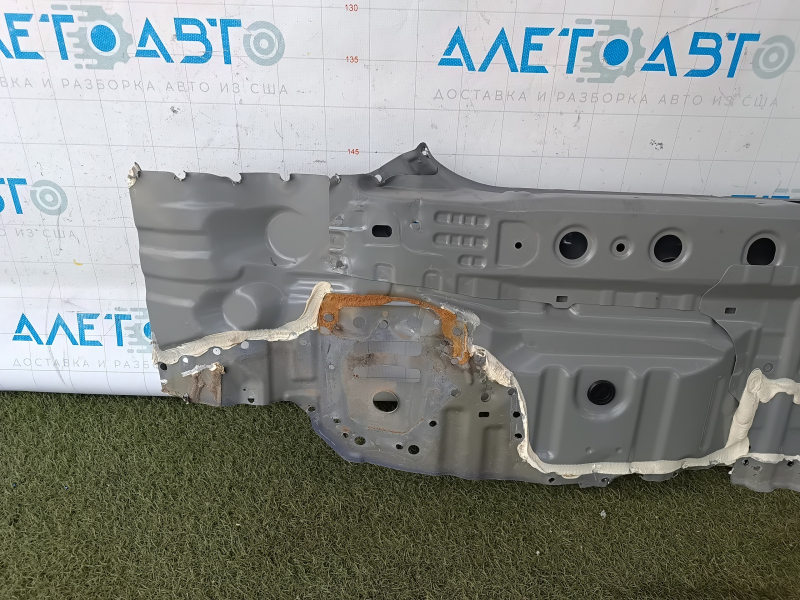 Задняя панель Honda Accord 23-26 серая, высверлена