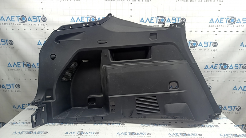 Обшивка арки левая VW Atlas 18-23 черная, с крючками и плафоном, царапины, под химчистку