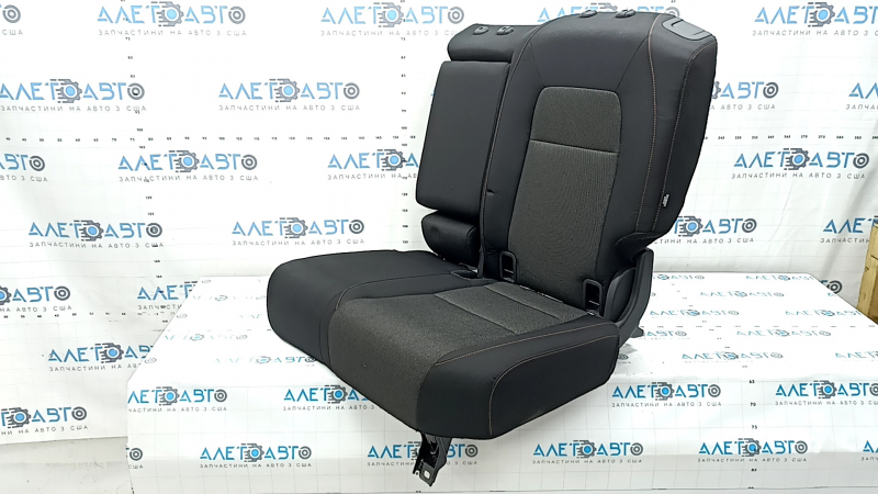 Rândul 2 de scaune din spate, stânga, Honda CRV 23-26, fără airbag, material textil negru cu cusături portocalii, Sport, încrețite