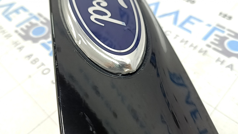 Молдинг двери багажника Ford C-max MK2 13-18 с эмблемой, под камеру, тычка царапины