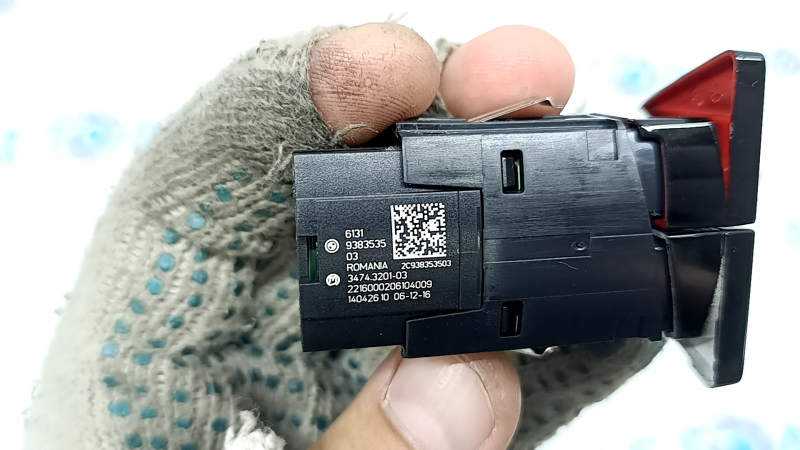 Buton de avarie BMW 5 G30 17-23 cu asistență la condus