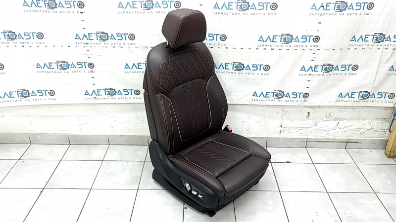 Пассажирское сидение BMW 5 G30 17-23 с airbag, электрическое, подогрев, вентиляция, массаж, память, кожа темно-коричневая, Komfort, царапины, вмятины на задней накладке