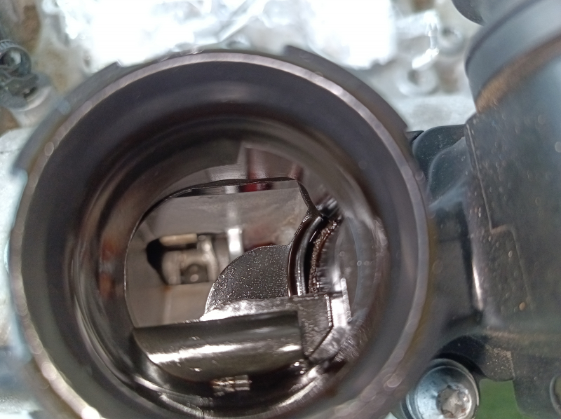 Двигатель VW Jetta 22-24 1.5T DNKA, 54к, компрессия 14-14-14-14, запустился, надломана крышка ремня помпы