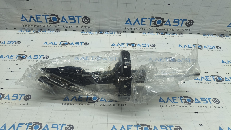 Амортизатор передний правый Subaru Forester 17-18 SJ 2.5