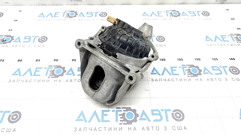 Подушка двигателя правая Audi Q5 80A 21-25 MHEV, PHEV
