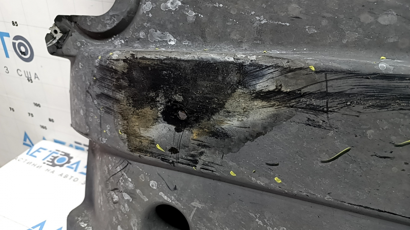Защита днища левая VW Jetta 19-26 протерта, примят