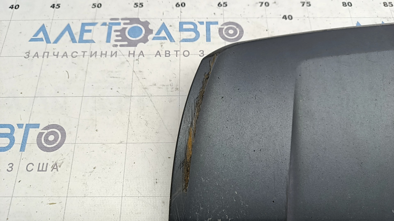 Накладка губы переднего бампера Audi Q3 8U 16-17 под цельный бампер, царапины