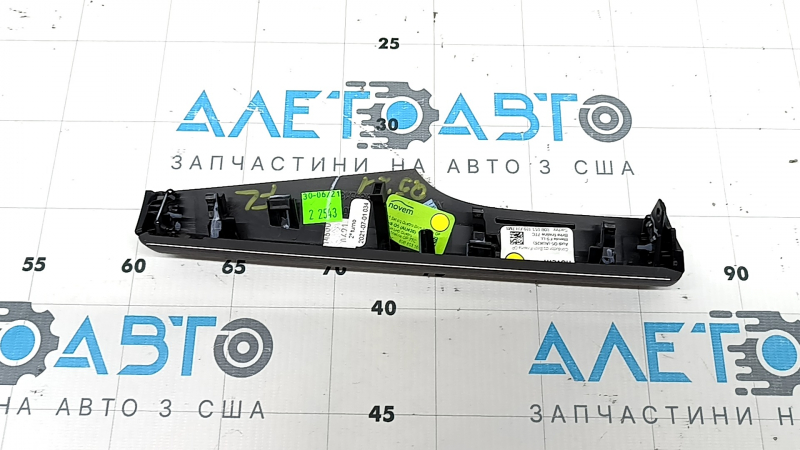 Вставка передней панели левая Audi Q5 80A 18-25 под темно коричневое дерево