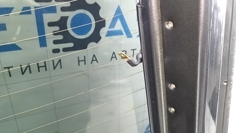 Дверь багажника голая со стеклом Audi Q3 8U 15-18 графит LX7R, с поводком и трапецией