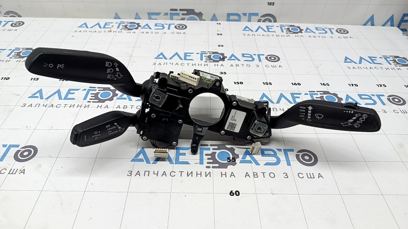 Подрулевой переключатель гитара в сборе Audi Q3 8U 15-18 без слежения за полосой под Tiptronic, потерта