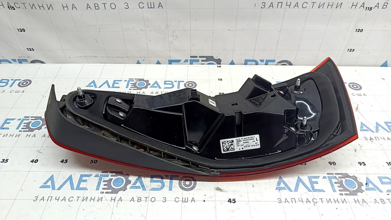 Фонарь левый Audi Q3 8U 16-18