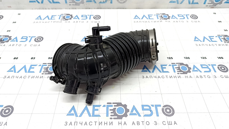 Воздуховод от фильтра Hyundai Santa FE 21-23 2.5