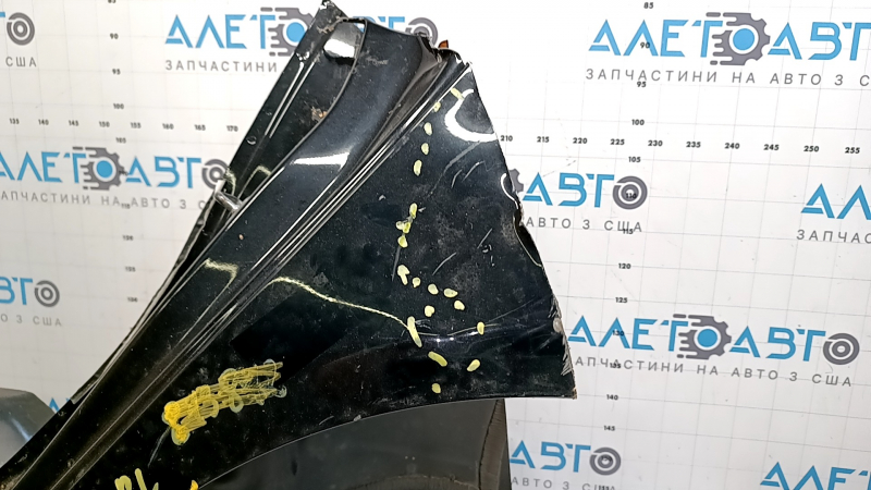 Aripă spate stângă la Ford Fusion mk5 13-20 neagră, lovituri, denivelări