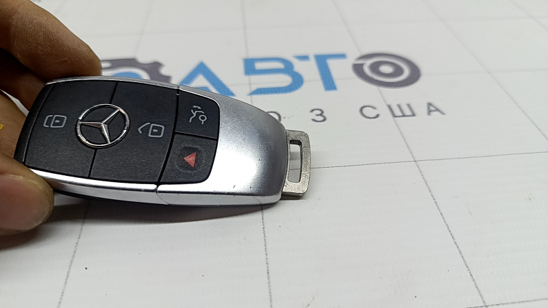 Cheie inteligentă Mercedes W167 GLE 350 450 20-25 4 butoane, ciobituri, uzată