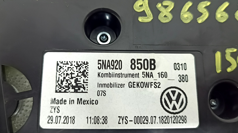 Щиток приборов VW Tiguan 18-21 SEL 159k, царапины